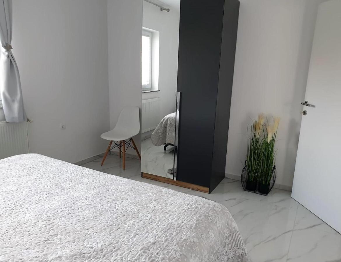 Premium Apartments Adore 诺瓦利娅 外观 照片